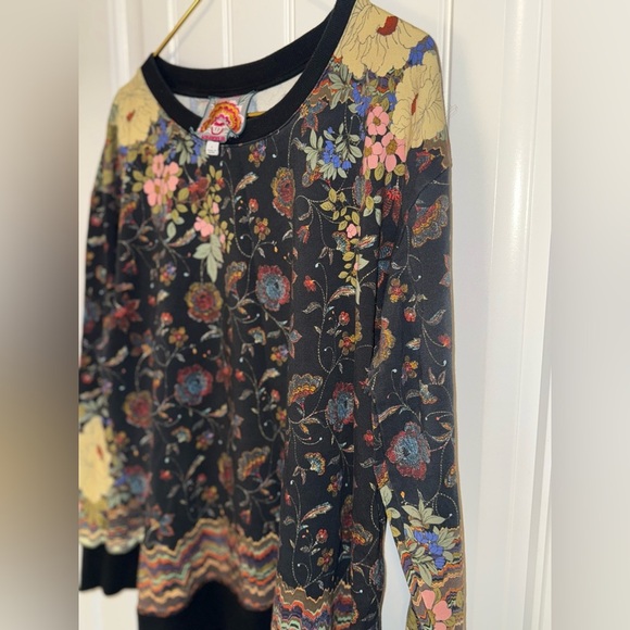 Johnny Was Asymmetrical Graphic Black Blouse - Picture 5 of 8